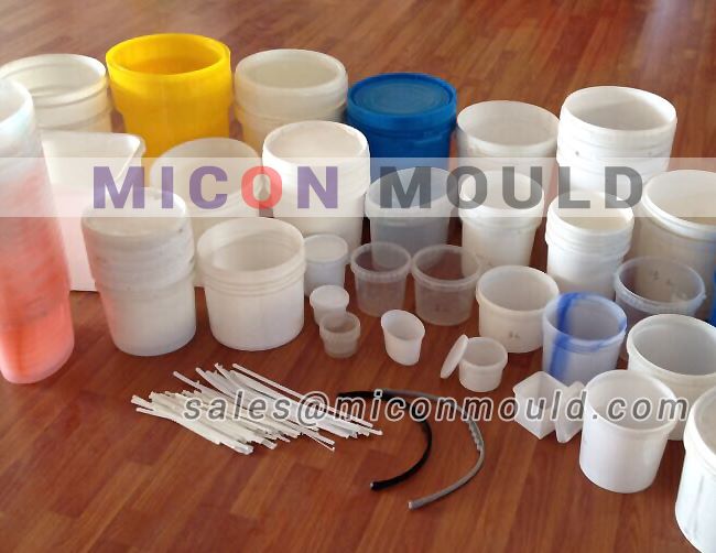 Plastic mould maker
