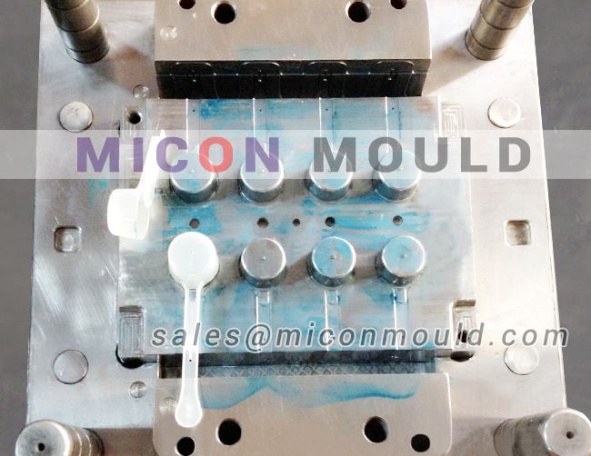 Plastic foldable cutlery mould expert in China
