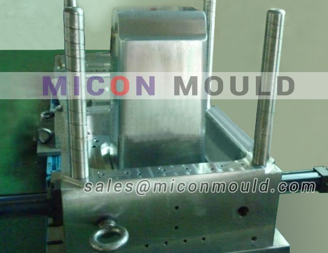 Plastic trash can mould