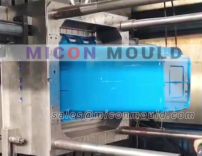Plastic trash can mould